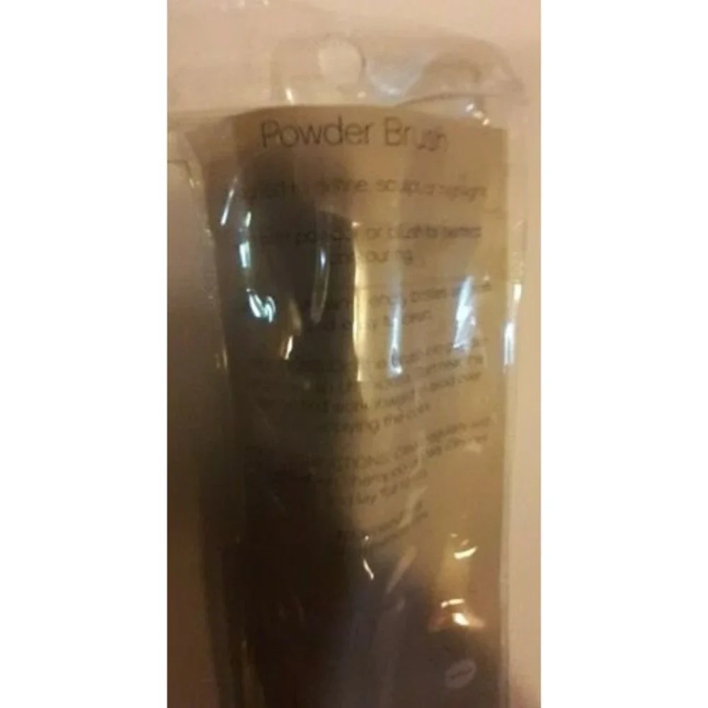 E.L.F. Studio POWDER BRUSH #84003 Cosmetic Makeup ELF Bronzer Blush New